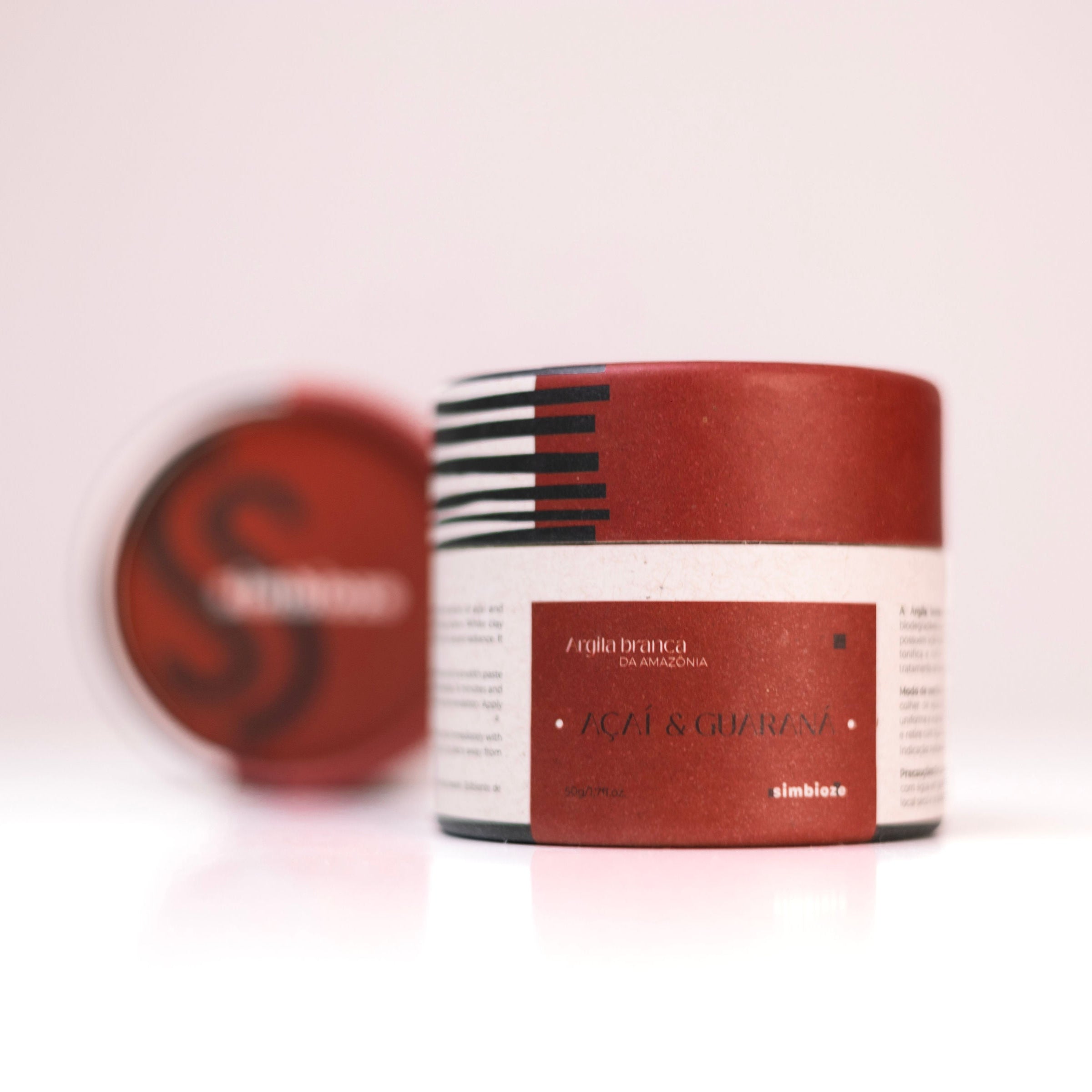 מסכת חימר לבן בשילוב אָסַאִי וגְוואַרָנָהּ